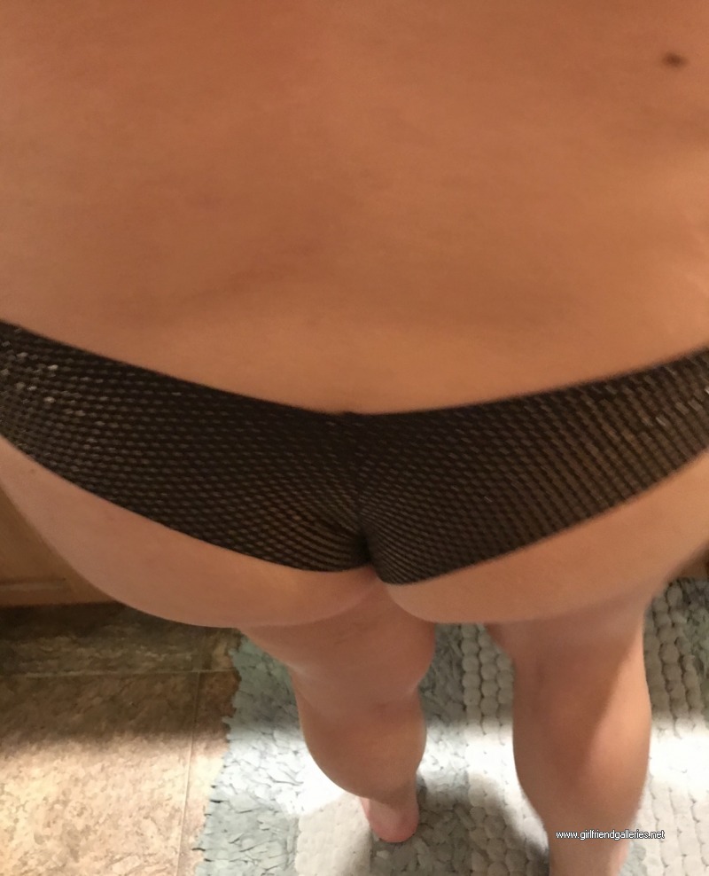 Sexy Milf Wife's Ass
