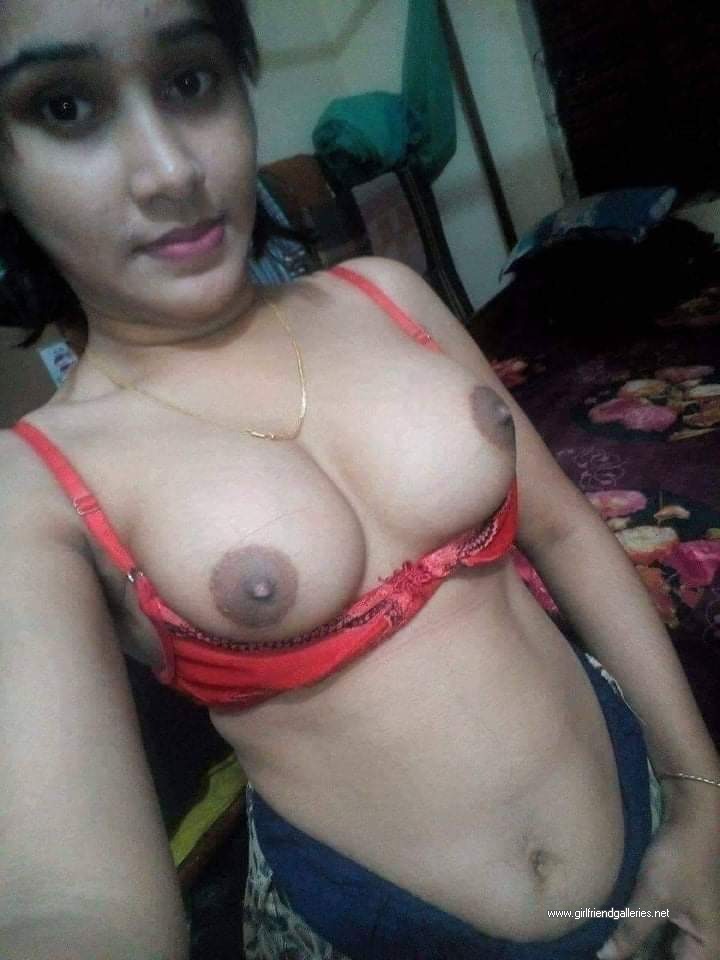 Desi Girl sexy boobs and pussy