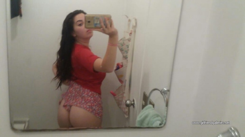My girlfriend - Please comment and make cum tributes