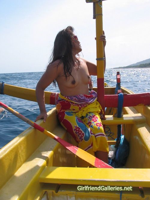 naked sailing in vietnam