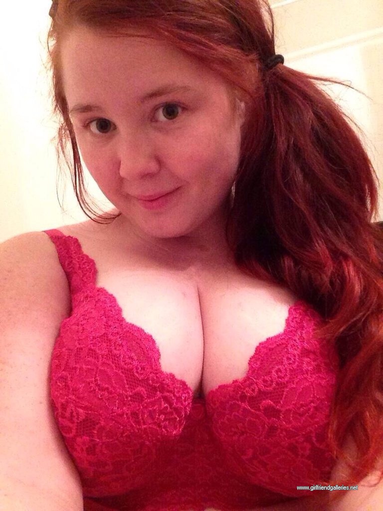Chubby Redhead Porn Pics